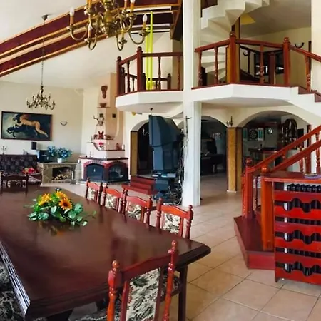Villa Retro *